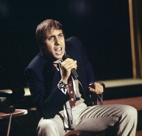 Adriano Celentano im ZDF-Nightclub am 07. Oktober 1970.