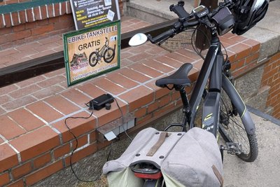 E-Bikes können am Gasthaus „Schöne Aussicht“ kostenlos geladen werden.