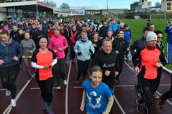 6000. Läuferin startet beim Katerlauf in Frankenberg - 214 Läufer sind am Montag in Frankenberg sportlich ins Jahr gestartet.