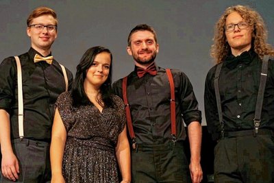 Die Plauener Rockband Lyra: Das sind Keyboarder Felix Hormig, Sängerin Theresa Seidel, Schlagzeuger Richard Hammig und Gitarrist Markus Fischer (von links).