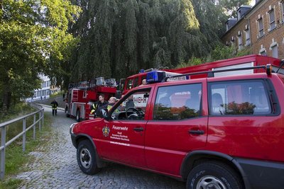 Das Berufsschulzentrum für Technik in Annaberg-Buchholz ist am Donnerstagfrüh nach einer Bombendrohung evakuiert worden.