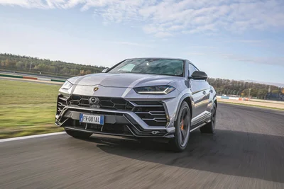 Ein solches Luxus-SUV der Marke Lamborghini vom Typ Urus soll in Plauen entwendet worden sein.