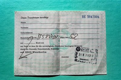 Für die Durchreise über DDR-Territorium benötigten Westdeutsche einen solchen Vordruck - mit Stempel! 