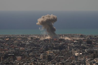 Israel hat die Angriffe in Beiruts Vororten seit einer offiziellen Waffenruhe im April eigentlich reduziert. (Archivbild)
