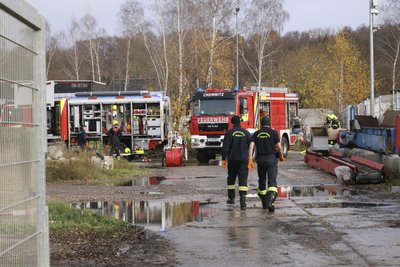 Rund 20 Feuerwehrleute waren am Dienstagmittag im Einsatz.