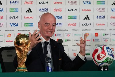 FIFA-Präsident Gianni Infantino spricht über die Ticketpreise bei der WM.