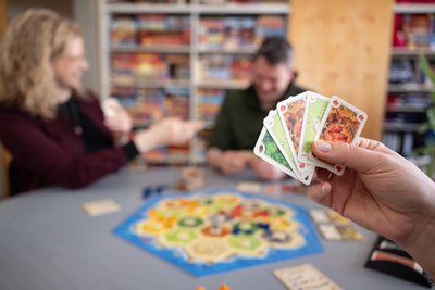 „Stadt-Land-Spielt“: Es wird auch in der Plauener Vogtlandbibliothek gespielt.