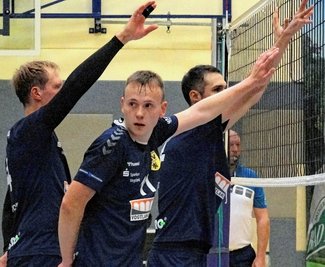 Der Oelsnitzer Jonas Krug und seine Teamkollegen hatten am Samstagabend gegen den TSV Zirndorf das Nachsehen.