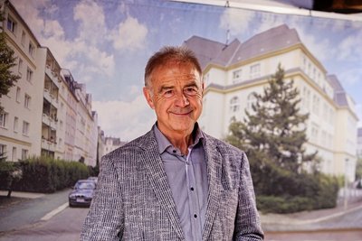 Organisiert die jährlichen Treffen mit: Eberhard Storl (Abschluss 1973).