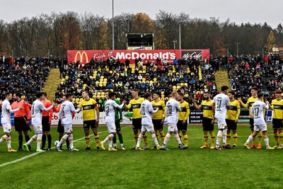 Wenn am Sonntag die SG Dynamo Dresden wie schon in der vergangenen Saison im Vogtlandstadion ihre Visitenkarte abgibt, werden die Ränge wieder voll und die Stimmung gut sein.
