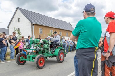 Begeisterte Traktoren- und Technikfans staunten auch bei den Korsos.