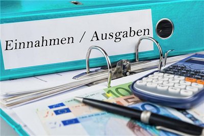 Geht den Erzgebirgern bald die Puste aus? Das Minus im Kreishaushalt wird immer größer.