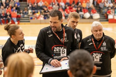 Vor 14 Tagen wäre der Matchplan des Trainerduos Norman Rentsch und Dietmar Schmidt beinahe schon aufgegangen. Zwei Tore fehlten gegen Buxtehude zum Remis. Nun soll am Samstag ein Sieg her.