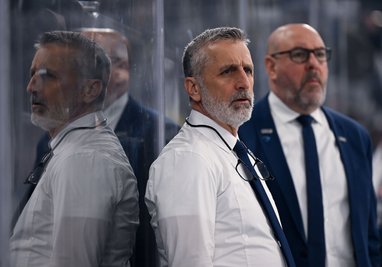Éric Dubois (r) wird erstmals Chefcoach in Deutschlands bester Liga. (Archivbild)