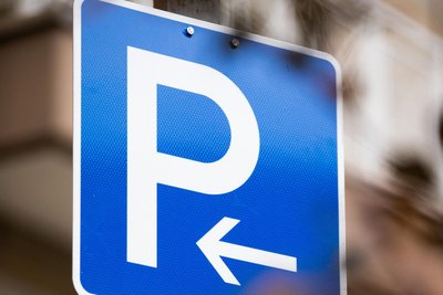 Platz zum Parken ist in der Neundorfer Vorstadt noch immer reichlich – nur anders.