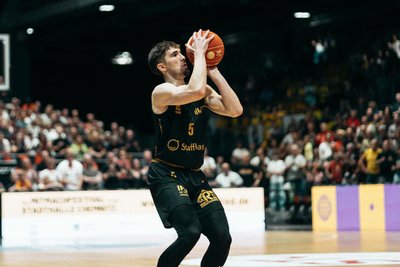 Sein Abgang ist nun auch offiziell: Wes Van Beck wird die Niners verlassen.