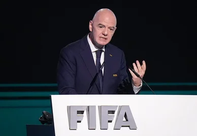 Gianni Infantino bekräftigt beim FIFA-Kongress, dass der Iran bei der WM dabei sein soll.