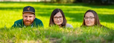 Martin Sterzel, Dajana Conrad und Christina Militzer (von links) beraten Hochschulangehörige, die gern ein eigenes Unternehmen gründen möchten. Unter dem Namen Saxeed arbeitet das Trio im Verbund mit drei weiteren sächsischen Hochschulen.