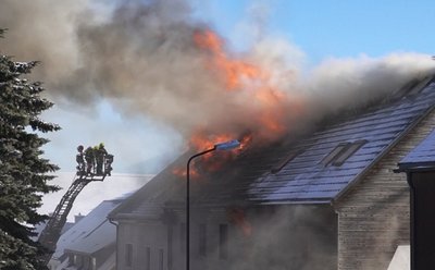 Das Feuer im Mehrfamilienhaus an der Langen Gasse hatte Eigentum von vier Familien zerstört. 