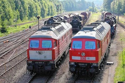 2018 waren diese Dieselloks der Baureihe 232 ausgestellt. Nun zieht eine solche Lok den VSE-Museumszug. 