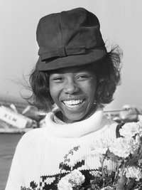 Die jamaikanische Sängerin Millie Small wurde 73 Jahre alt.