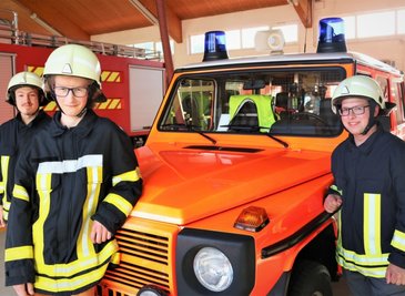 Kevin Futterleib, Simeon Schellenberger und Louis Pöhland (v. l.) sind aus dem Nachwuchs in den aktiven Dienst aufgestiegen. Zur operativen Abteilung gehören insgesamt 72 Kameradinnen und Kameraden.