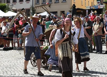 In Lößnitz wird an diesem Wochenende nach zwei Jahren Pause der Salzmarkt wieder durchgeführt. 