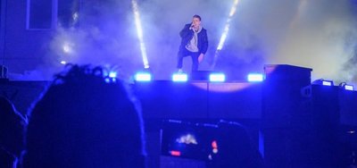 2019 Kummers Solo auf seinem Plattenladen. 