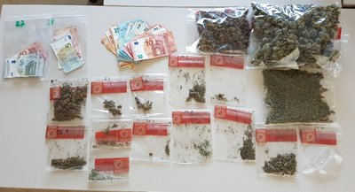 n einer Wohnung in der Mittweidaer Weststraße hat die Polizei am Mittwoch 360 Gramm Marihuana gefunden.