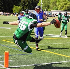 Eröffnete den Siegeszug mit dem ersten Touchdown der Partie: Defense-Spieler Alexander Böhm (am Ball). Kurz danach war die Nummer 46 der Miners ein zweites Mal mit sechs Punkten erfolgreich. 