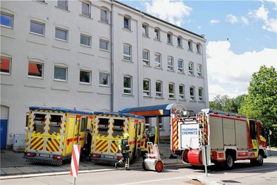 Am Mittwochvormittag wurden Rettungskräfte und Feuerwehr zur Regenbogen-Schule an die Emilienstraße gerufen.