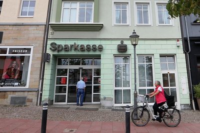 Die Türen des SB-Standortes bleiben verschlossen.