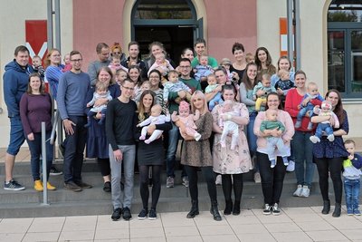Großer Bahnhof am Stollberger Kutlturbahnhof beim 35. Babytreffen. Foto: Ralf Wendland