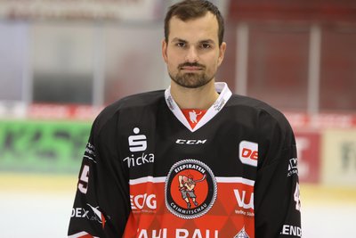 Marco Nowak absolviert zu Beginn der Corona-Saison 2020/21 einen Teil der Vorbereitung bei den Eispiraten.