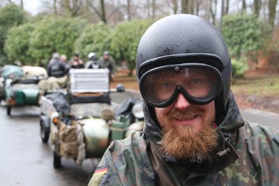 Eric Lindner aus Dresden war einer der ersten beim Wintertreffen der Biker in Augustusburg.