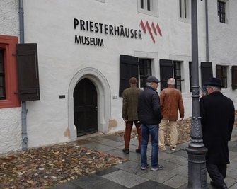 6144 zahlende Besucher pro Jahr kamen vor der Pandemie in die Priesterhäuser. Jetzt sollen die Preise um 20 Prozent steigen. 