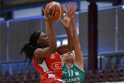 Die Schwedin Abigail Aroso (vorn) war in beiden Partien des Wochenendes die beste Werferin der Chem-Cats.