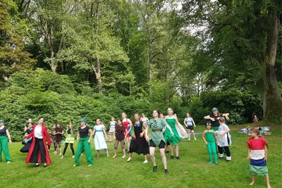 Die Tanzwerkstatt Plauen zeigt zum großen Kinderfest ihr zauberhaftes Tanztheaterstück „Neue Abenteuer in Nimmerland“.