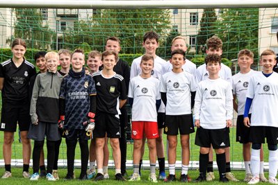 Alle zusammen: Die Kicker der Stützpunkte Frankenberg und Langenau/Freiberg.