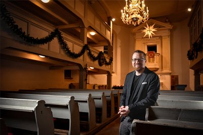 Pfarrer Benjamin Stahl kümmert sich seit 2019 um die evangelisch-lutherische Gemeinde in Großharthau.