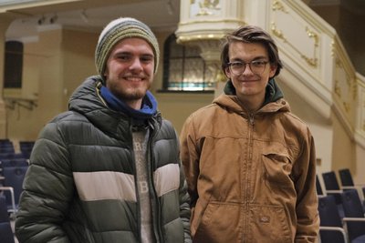 Leander Jakschick (20) und Florian Schierz (23) studieren in Freiberg.
