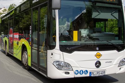 Der Plauener Stadtbus hält ab Donnerstag auch an der Straßberger Straße.