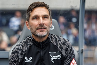 Hertha-Trainer Stefan Leitl bitte seine Spieler ab Ende Juni zur Vorbereitung. (Archivbild)