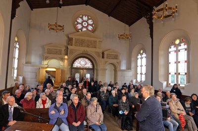 Am Samstagnachmittag wurde die Gedenkwoche "150 Jahre Glauchauer Friedhof" eröffnet.