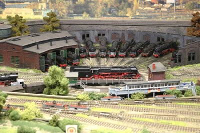 Die große Modellbahnanlage in Hohenfichte im Erzgebirge ist reich an Details. Sie zählt zu den größten in Sachsen.