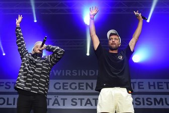 65.000 bei Chemnitzer Konzert #wirsindmehr - Casper und Marteria bei ihrem Auftritt am Montagabend in Chemnitz.