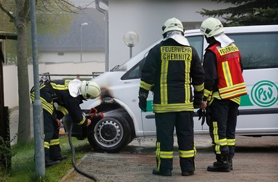 In Chemnitz wurde am Sonntagmorgen ein Bus des Polizeisportvereins angezündet. Die Polizei konnten einen Tatverdächtigen stellen.