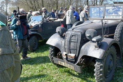 Der Adler Kübelwagen 3 GD von 1939 stieß bei den "Iron Days" in Kleinvoigtsberg auf starkes Interesse der Militärtechnikfreunde. 