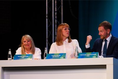 Kommt es zu einer Neuauflage der Kenia-Koalition mit Petra Köpping (SPD), Katja Meier (Grüne) und Michael Kretschmer (CDU/von links), hier beim Wahlforum der Spitzenkandidaten am Donnerstag in Dresden.