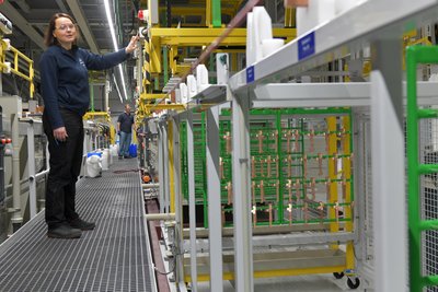 Bei mittelsächsischen Industriebetrieben, wie der Saxonia in Halsbrücke, spielen die Fachkräftebedarf und Energiekosten eine Rolle.